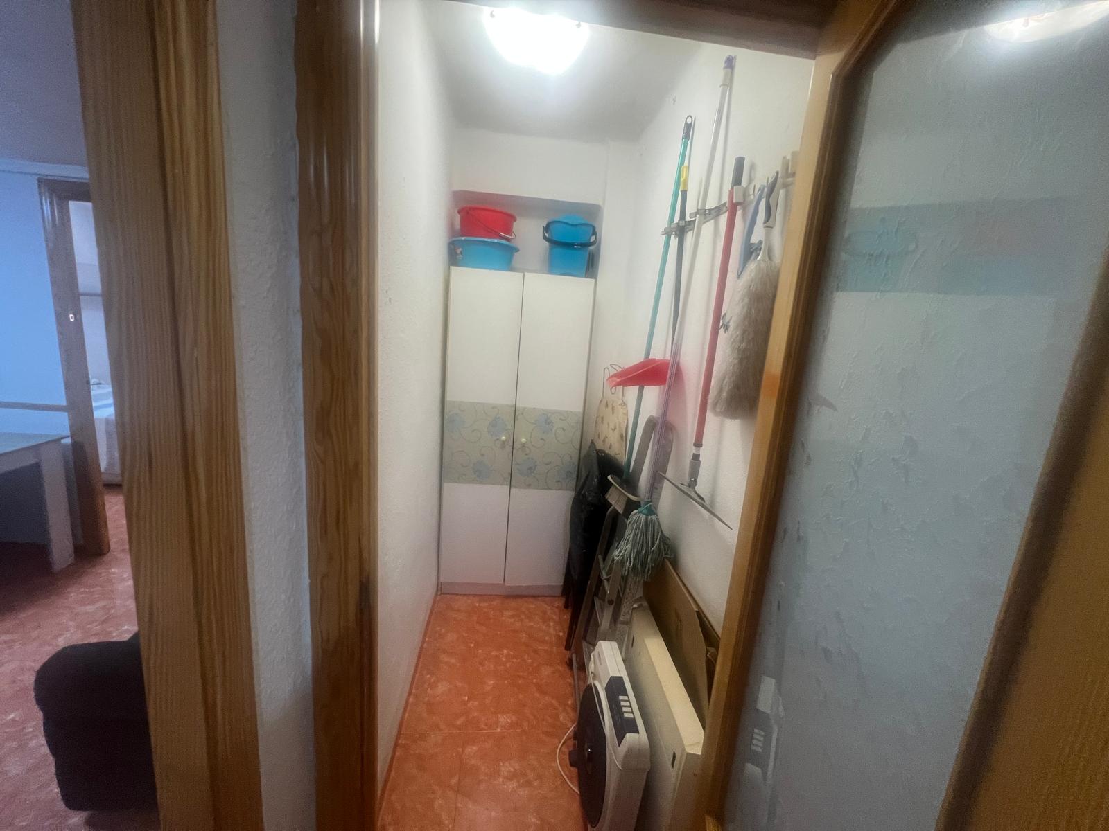 Piso de 3 habitaciones en el Cabañal para estudiantes