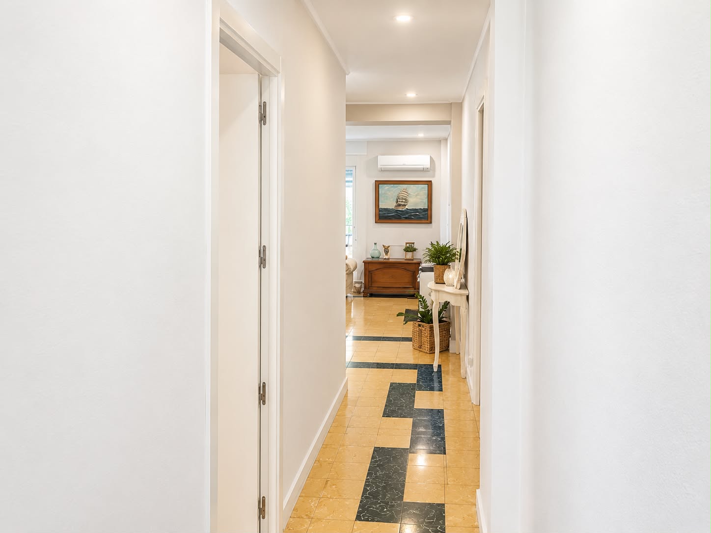 AMPLIA VIVIENDA PARA ENTRAR EN XATIVA