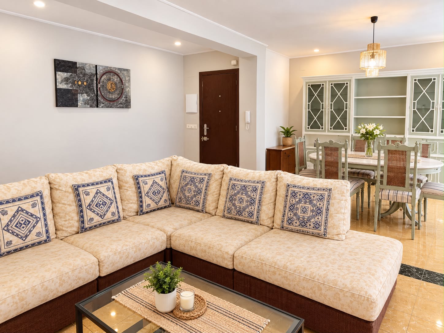 AMPLIA VIVIENDA PARA ENTRAR EN XATIVA