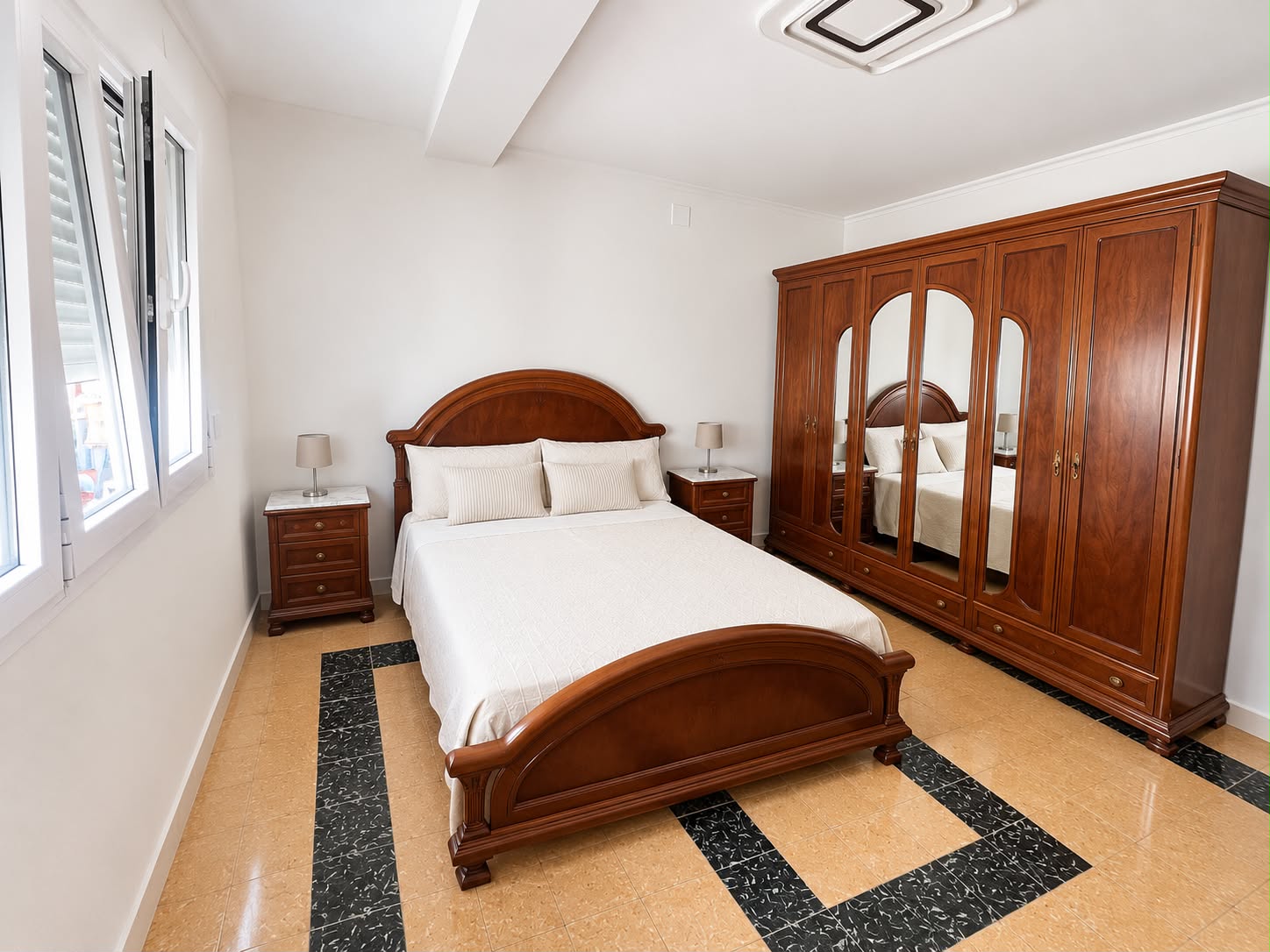 AMPLIA VIVIENDA PARA ENTRAR EN XATIVA