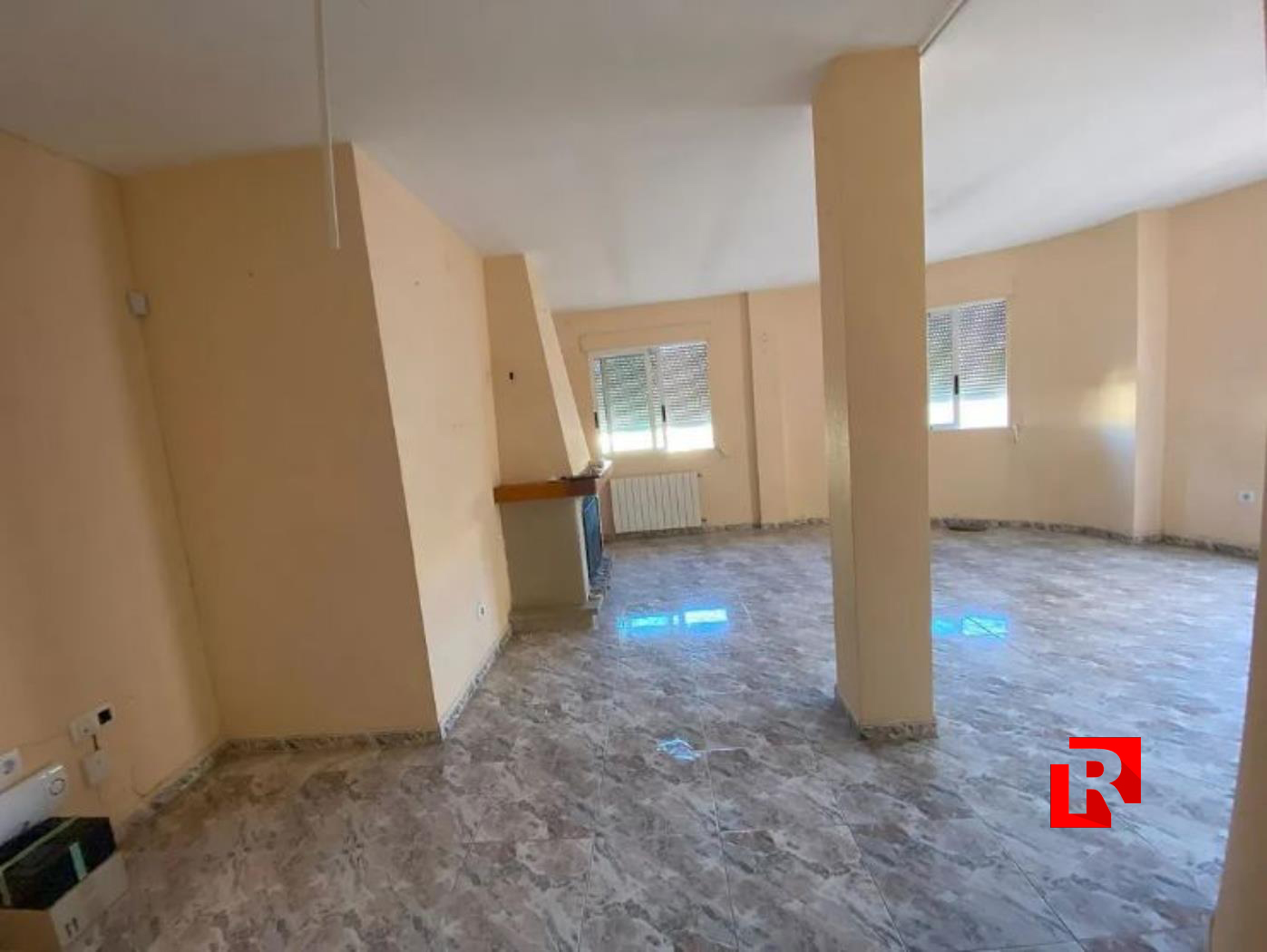 Villa à vendre dans le quartier résidentiel - La Nucia, à 9 km de Benidorm