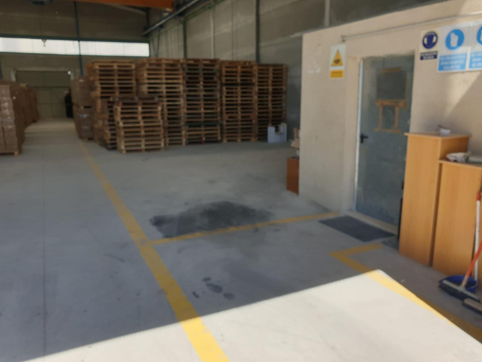 INDUSTRIELAGER ZUM VERKAUF IN REQUENA